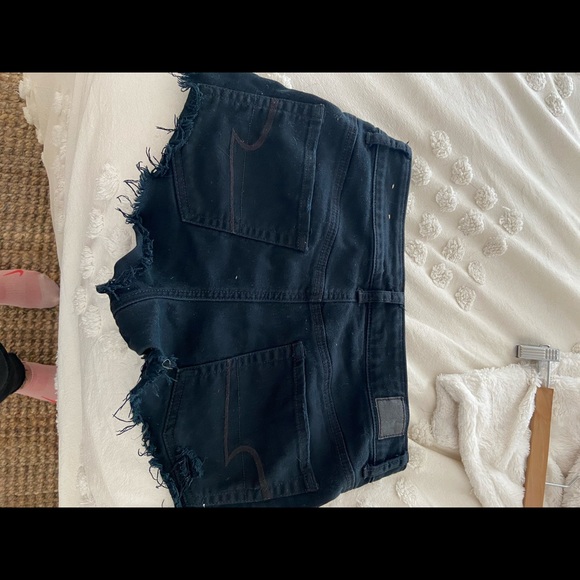 American eagle stretch shorts - Picture 3 of 3